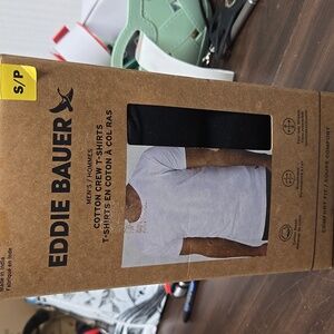 Eddie Bauer Size S Black 4 Pack of Cotton Crew T-Shirts